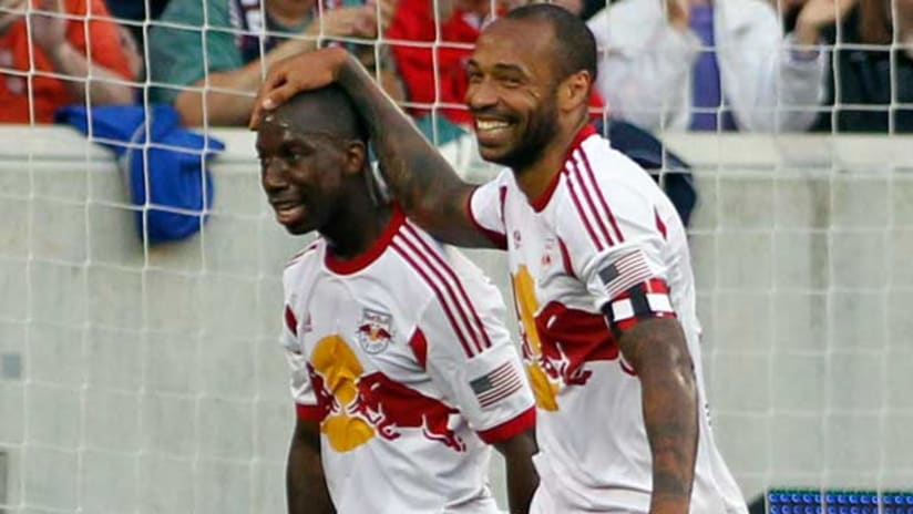 Thierry_Henry_Bradley_Wright_Phillips_7_16
