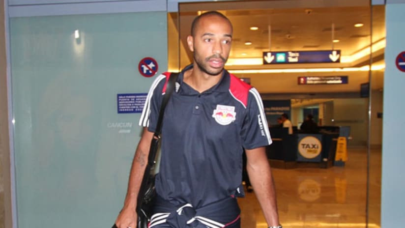 Thierry Henry Mexico Arrival