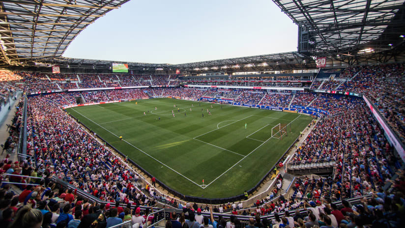 Red_Bull_Arena_Sellout