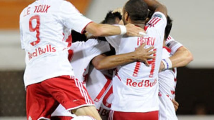 Join Us Saturday at NYC's Manchester Pub for a Red Bulls Viewing Party - //newyork-mp7static.mlsdigital.net/mp6/manchesterpub_300_120919.jpg